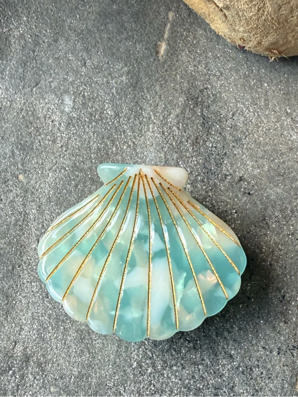 New🌟Anthropologie-Beach Hair Shell Claw Clip